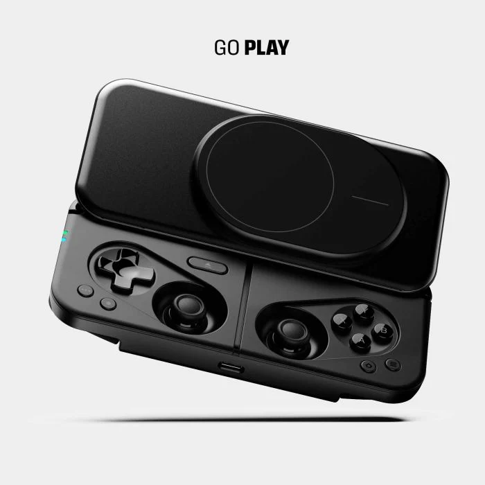 mcon product image gaming controller 9 1 Ohsnap M-CON folded portable magnetic gaming controller in hand